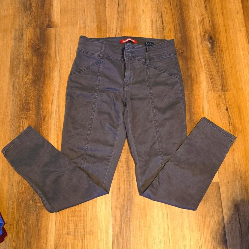 Union bay high rise skinny brown jeans. (Size 5)